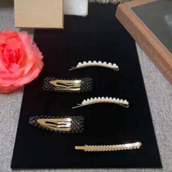 ⭐️ New Pearl Metal Geometric Hairpin Accesories - Picture 2 of 3